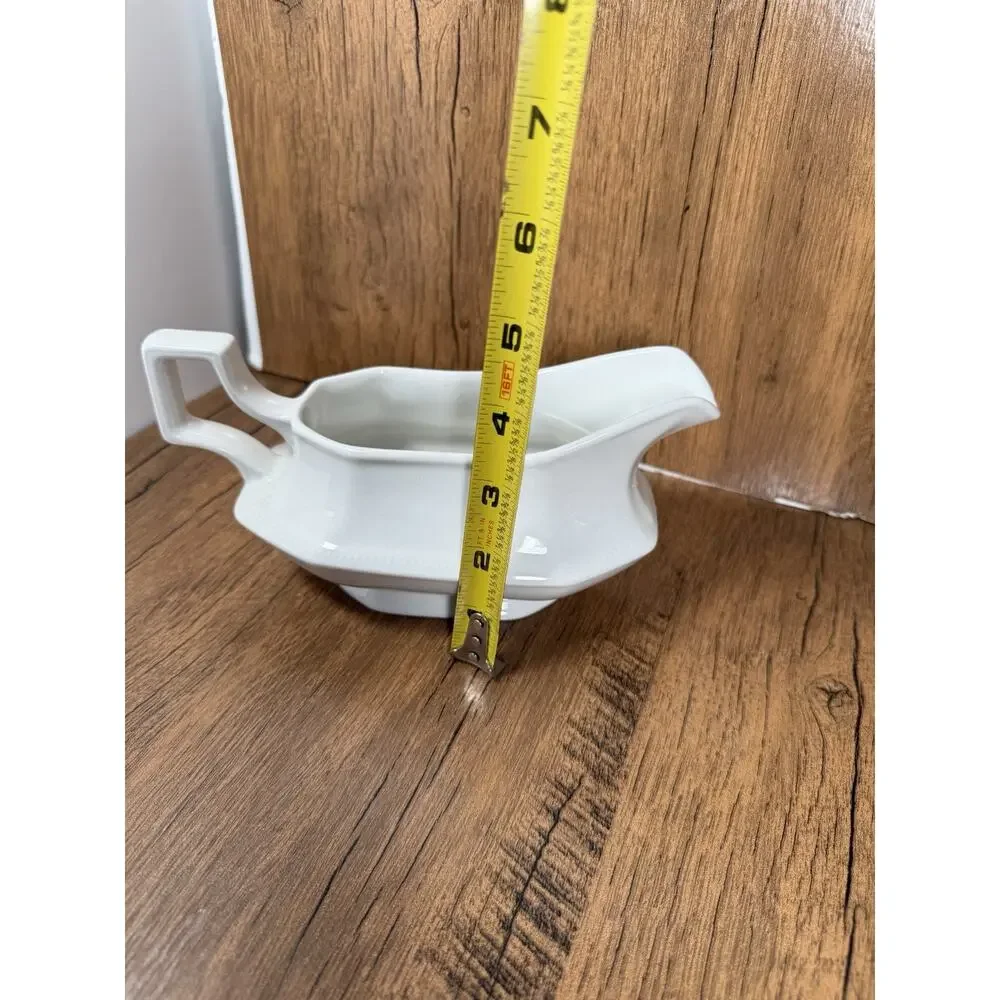 Johnson Bros Gravy Boat Only Heritage White Ironstone Made In England